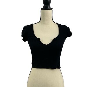 Windsor Black Short Sleeve Crop Top